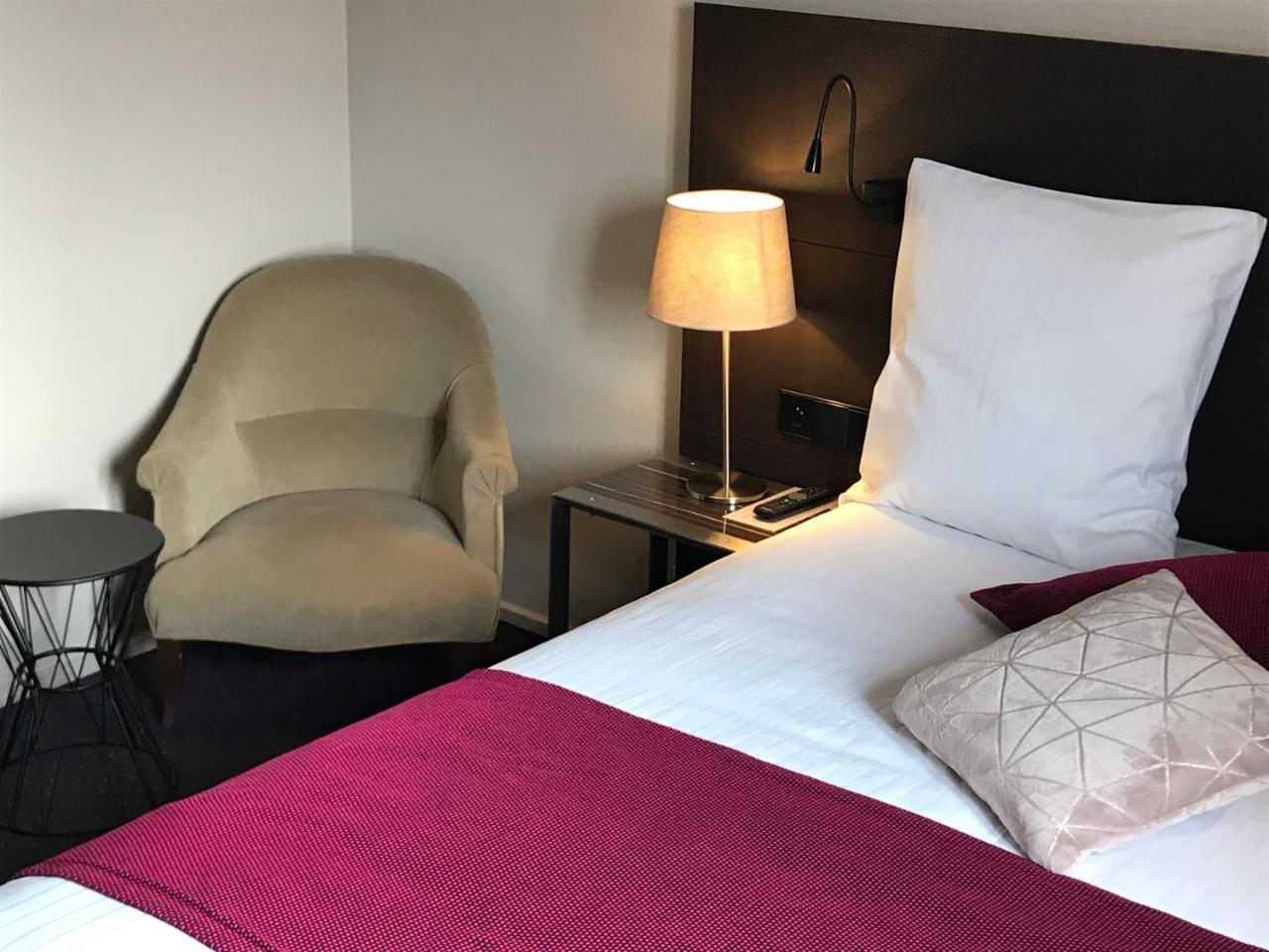 אגויסהיים Hotel L'Auberge Alsacienne מראה חיצוני תמונה